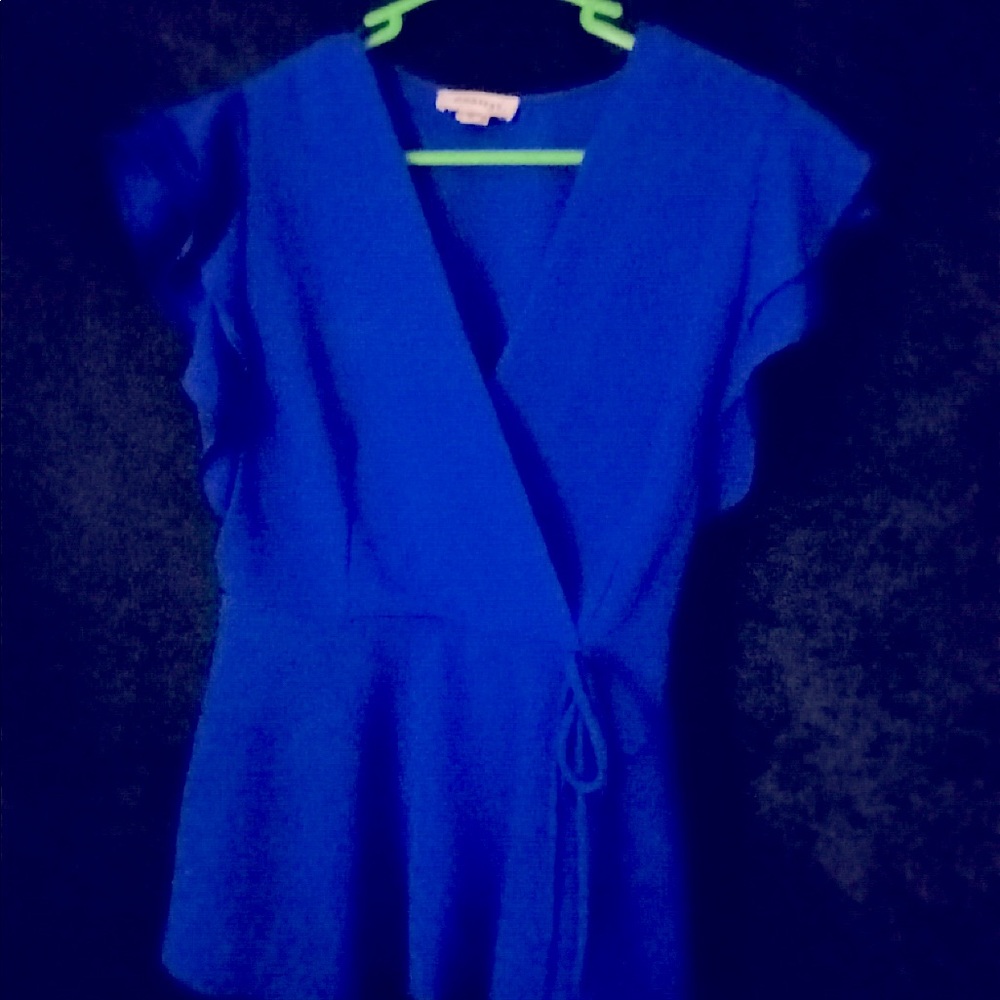 Cobalt blue top